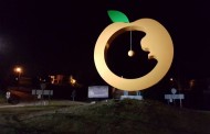 AMARES: Monumento da Laranja já está instalado na rotunda Ponte do Porto