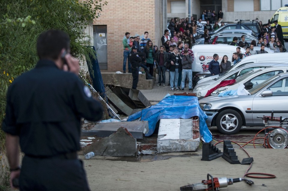 Defesa pede absolvição de quatro alunos da UMinho acusados de homicídio negligente no caso da queda do muro