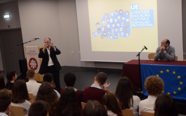 José Manuel Fernandes defende em Braga esforço dos jovens para “europeizar” o resto do mundo
