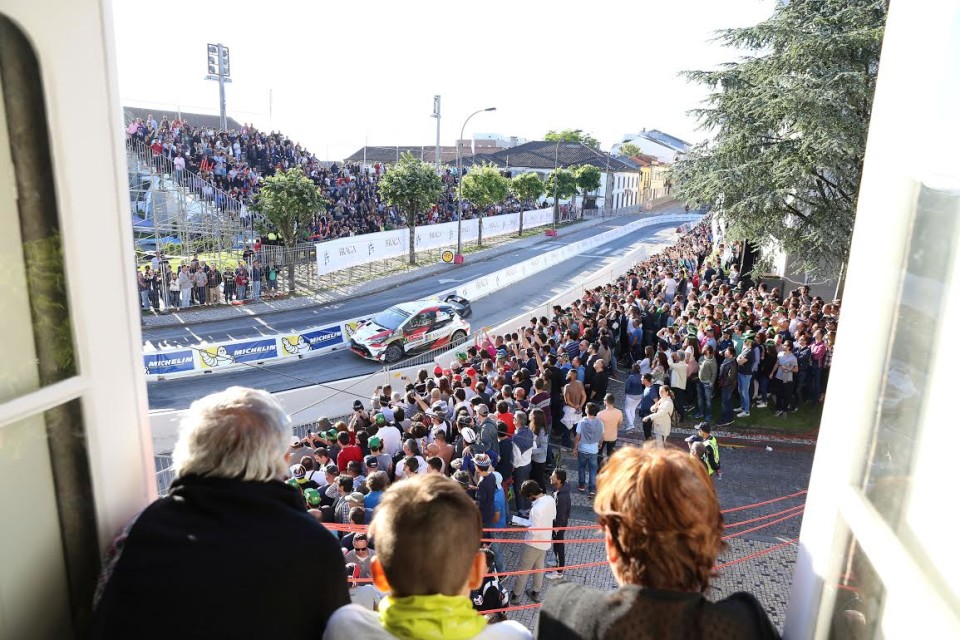 Câmara de Braga calcula em 180 mil os espectadores da ‘Street Stage’ do Rally de Portugal