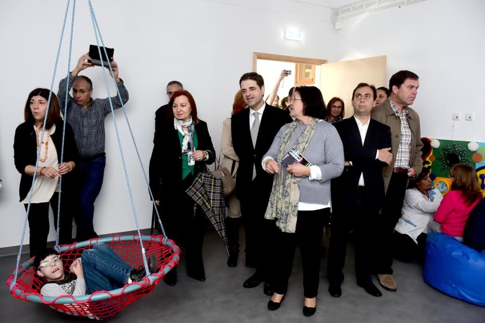 Ricardo Rio inaugura ‘Sala Snoezelen’ pedagógica para alunos com multideficiência na EB2/3 de Real