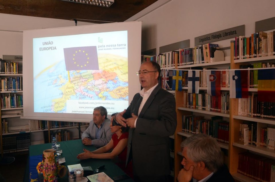 José Manuel Fernandes enaltece em Braga trabalho das escolas para o futuro da Europa e das sociedades democráticas