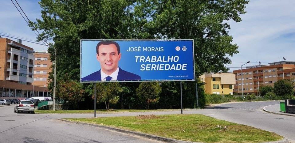 VILA VERDE (Autárquicas): José Morais com imagem em dezenas de pontos estratégicos do concelho