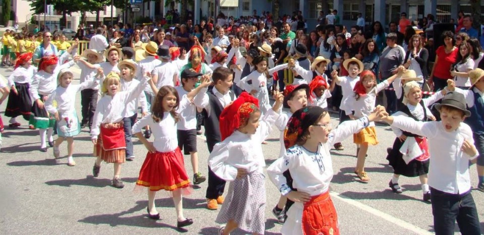 TERRAS DE BOURO: Marchas Populares na sexta-feira