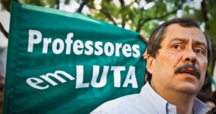 Fenprof desmente negociações para desconvocar greve
