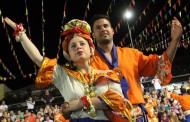 AMARES: Milhares encheram Praça do Comércio em noite de Marchas Populares