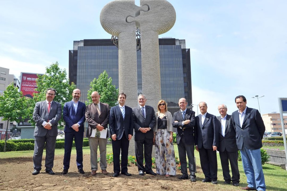 Câmara de Braga dedicou dia ao Eixo Atlântico com inauguração de praça junto à CP e exposição
