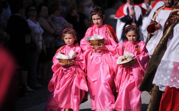 Associação de Festas de São João de Braga abre inscrições para figurantes na procissão sanjoanina