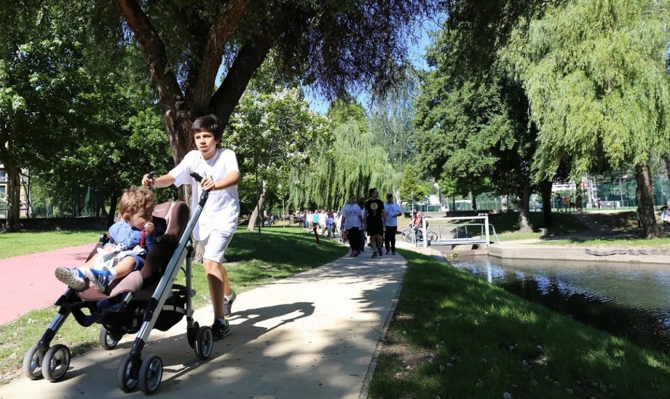 BRAGA: Caminhada solidária ‘inaugurou’ novo troço de cerca de dois quilómetros Via Pedonal Ciclável do rio Este