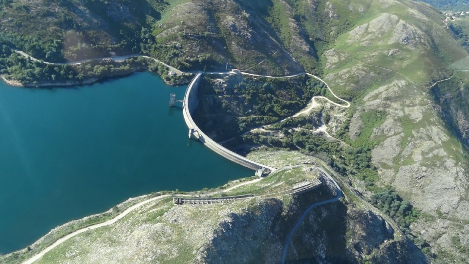 Bacia hidrográfica do Cávado com menos água que em Junho de 2016 apesar da albufeira de Vilarinho das Furnas estar quase cheia