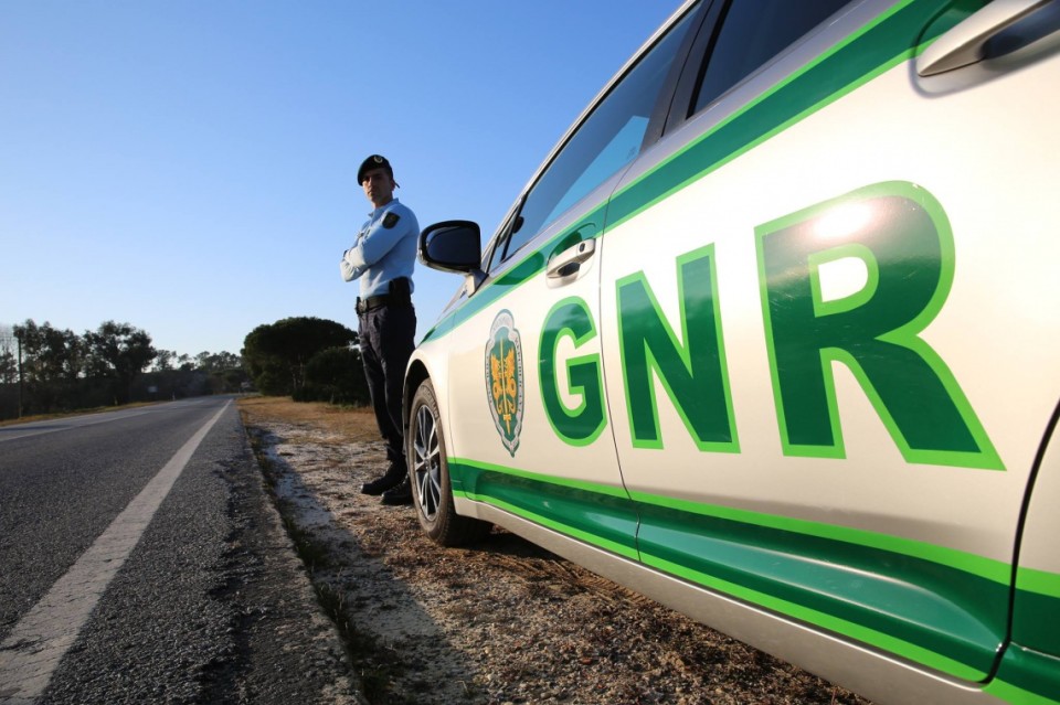 GNR: 112 acidentes provocam um morto e cinco feridos graves em 12 horas