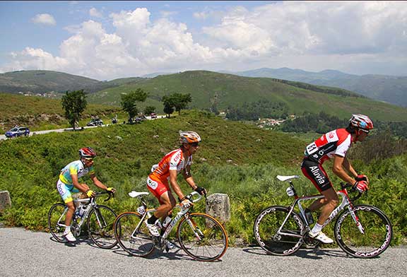 Grande prémio do Minho em ciclismo regressa à estrada esta sexta-feira com passagem pelo PNPG