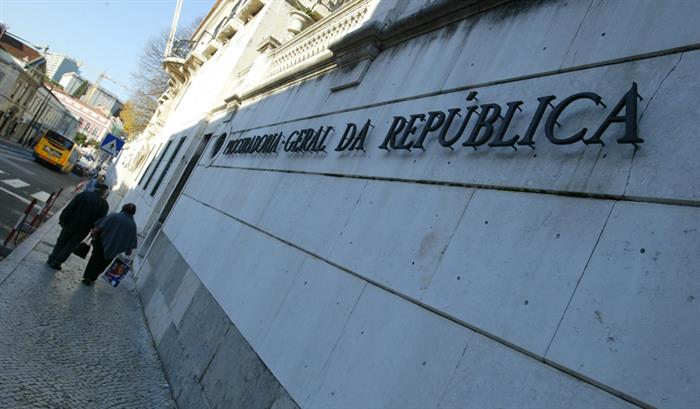 PGR admite que protesto dos enfermeiros não é legal