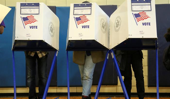 EUA: 1 em cada 8 eleitores mudava voto em Trump