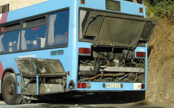 BRAGA: Autocarro dos TUB incendiou-se em Nogueiró