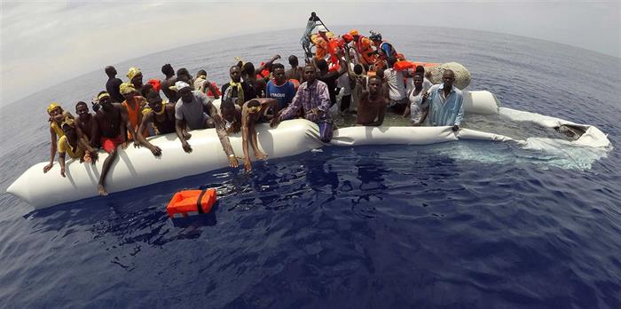 Mediterrâneo: 114 mil refugiados chegaram à Europa desde o início do ano