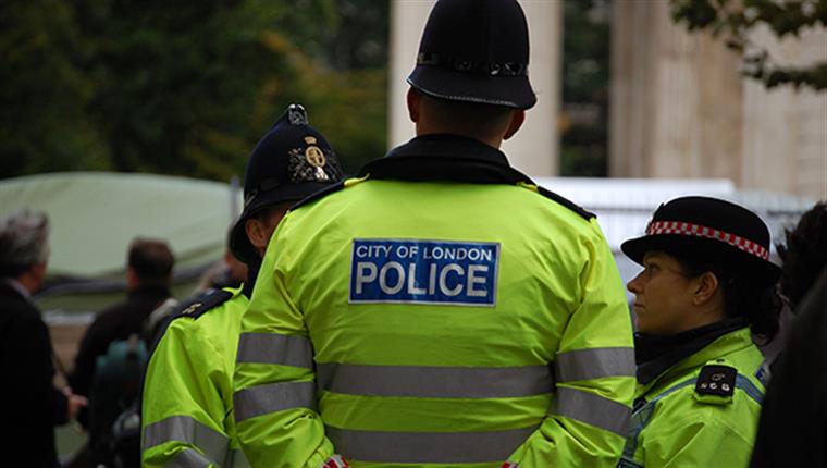 Detidos soldados britânicos suspeitos de planear atentados no Reino Unido
