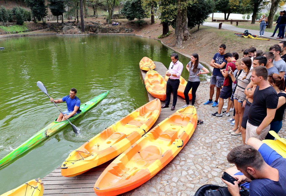 Campeão do Mundo Emanuel Silva dá ‘aula’ sobre canoagem em Braga