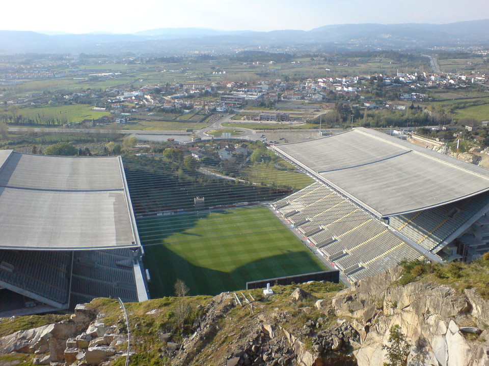 Tribunal condena Câmara de Braga a pagar seis milhões por obras no estádio