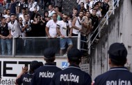 PSP de Braga põe 'fora de jogo' dois homens com artigos pirotécnicos em estádios