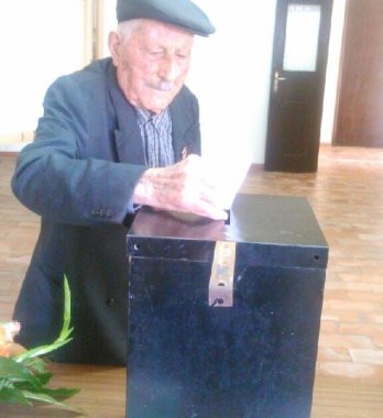 VILA VERDE: Votou com 102 anos, pelo seu próprio pé e sem ajuda