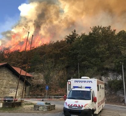 Fogo galego extinto sem entrar no Parque Nacional da Peneda-Gerês