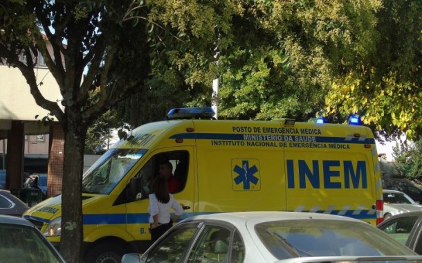 BRAGA: Bombeiros de Amares chegaram rápido, mas mulher ferida foi de táxi para o hospital
