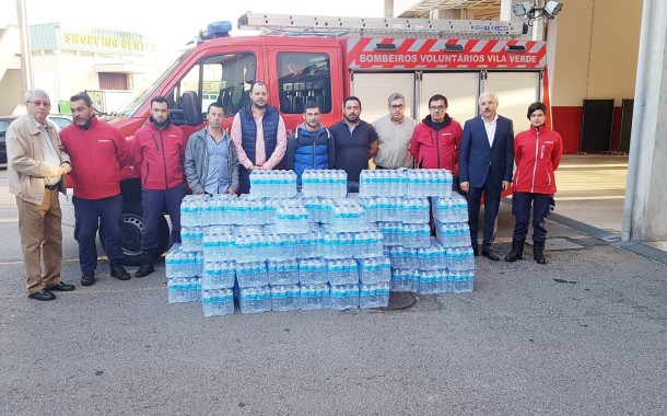 VILA VERDE: Empresários da Lage oferecem 700 litros de água aos Bombeiros