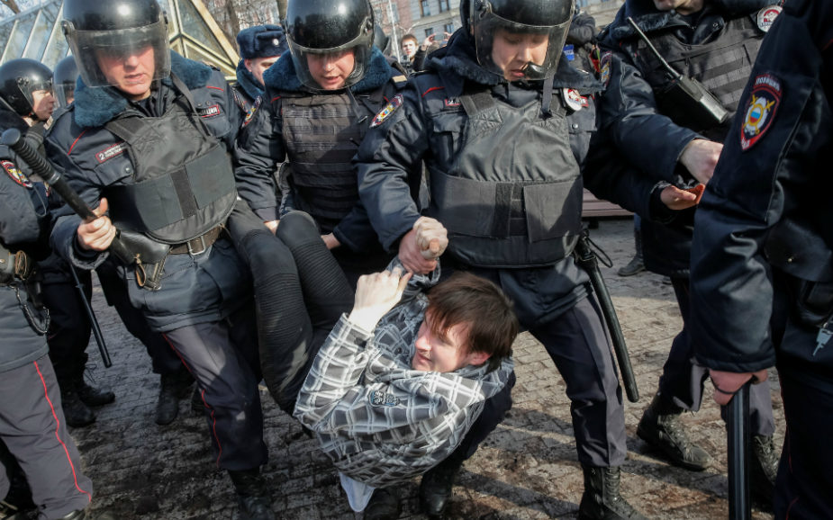 Rússia quer punir pais pela participação dos filhos em manifestações anti-Putin