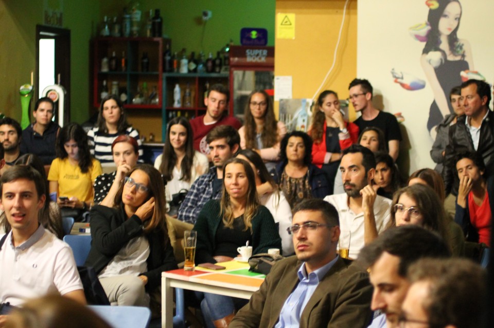 GUIMARÃES: Regressam esta quinta-feira ao Vila Flor os cientistas de copo na mão