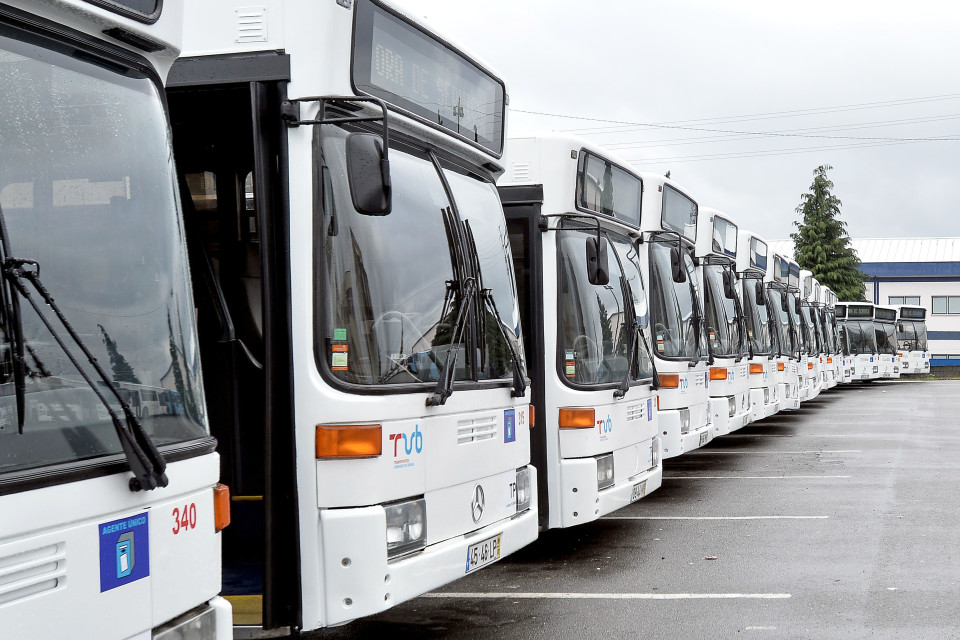 Câmara de Braga assegura transporte escolar gratuito a alunos do 3.º ciclo