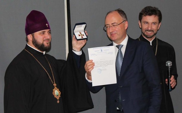 Eurodeputado José Manuel Fernandes distinguido pela Igreja Ortodoxa Ucraniana