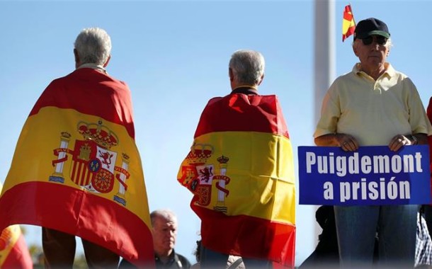 Procuradoria de Espanha ordena “captura e detenção” do “suspeito Carles Puigdemont”