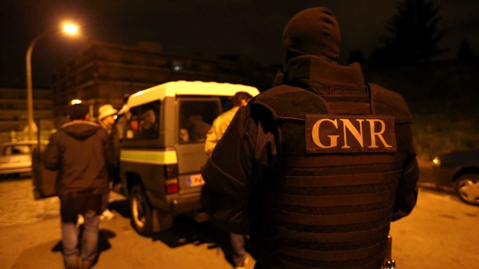 GNR deteve condutor por omissão de auxílio