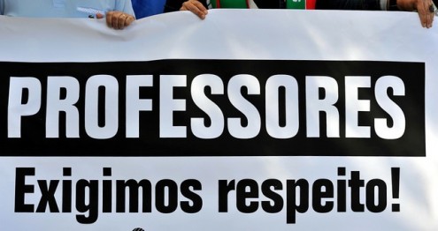 Professores marcam greve nacional para 15 de Novembro