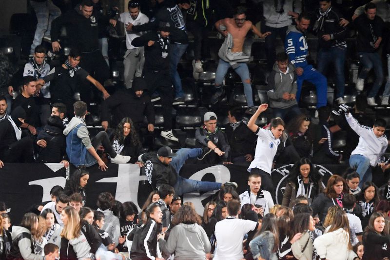PSP de Braga toma posição sobre confrontos no jogo Guimarães – Benfica que feriram 9 agentes