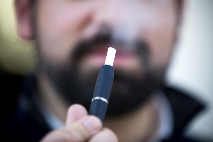 Alteração à Lei do Tabaco proíbe cigarros aquecidos em espaços fechados