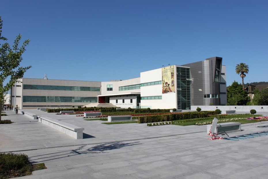 VILA VERDE: JS acusa Câmara de “discriminar” famílias com um dependente