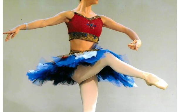 Lara Machado em busca de um lugar na final da maior competição mundial de dança em Nova Iorque