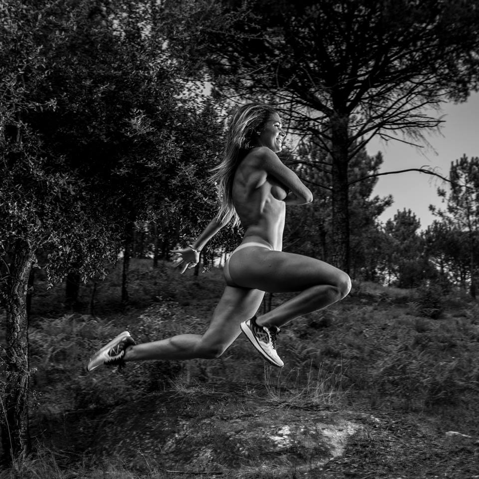 Universidade do Minho reedita calendário sexy  ‘UM Pulsar de Campeões’