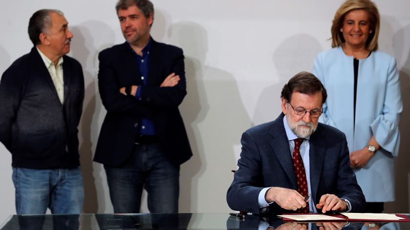Salário mínimo em Espanha nos 850 euros em 2020