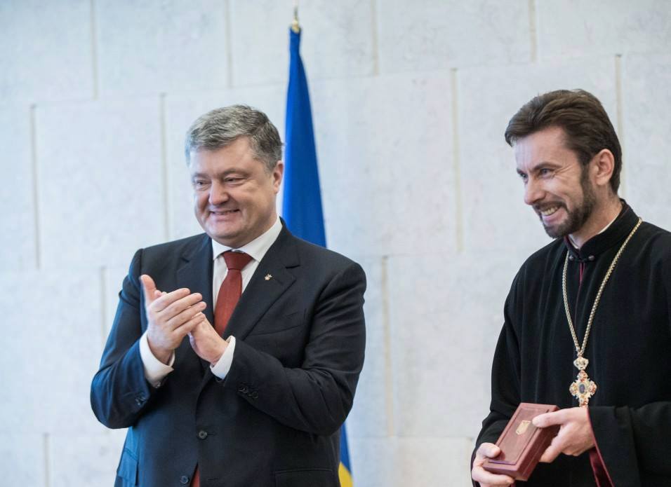 Padre ucraniano de Braga homenageado pelo Presidente Petro Poroshenko