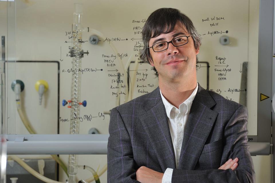 Investigador da UMinho recebe prémio para desenvolver modelos de cancro em 3D
