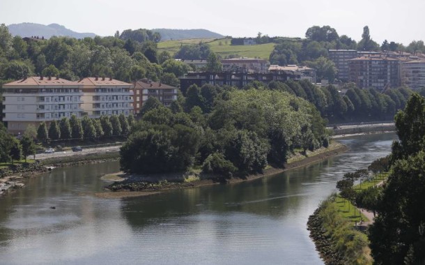 Entre França e Espanha, há uma ilha que muda de país semestralmente