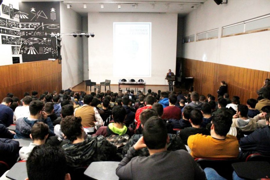 EPATV recebeu Jornadas de Electricidade e Electrónica