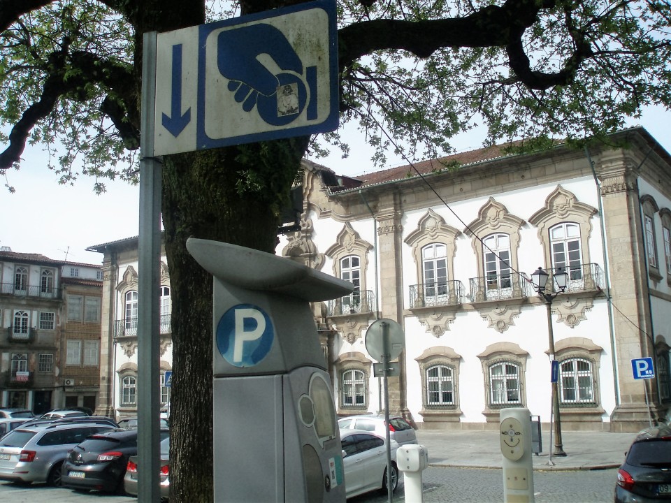 Guerra do estacionamento em Braga: contestação camarária pode anular acções da ESSE