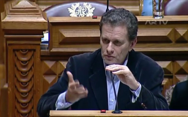 Pedro Soares (BE) questiona Governo sobre falta de direccão em especialidades no Hospital de Braga