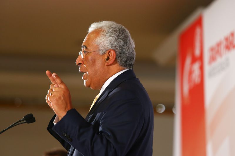 Primeiro-ministro lamenta 