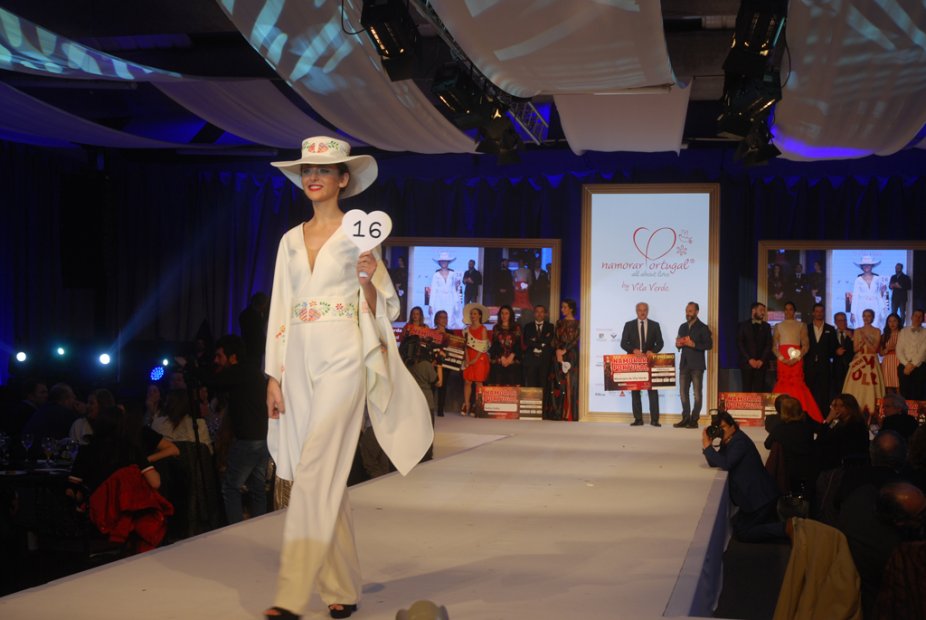 NAMORAR PORTUGAL: Vilaverdense Céu Cunha vence XV Concurso de Criadores de Moda