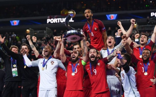 Campeões da Europa de futsal recebidos no Theatro Circo na segunda-feira